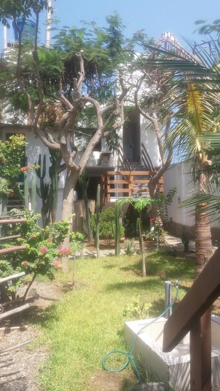 Hostal Naylamp Huanchaco Buitenkant foto